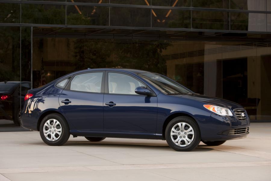  Hyundai Elantra Blue 2010 года  (фото 22 из 32)